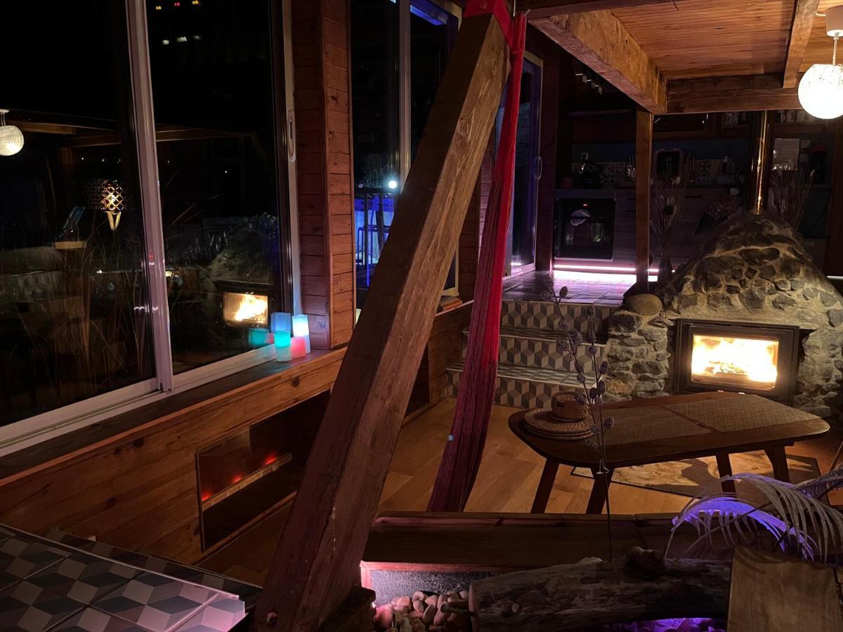 Villa Shangri-La At Concepts En Barousse Créchets Eksteriør bilde